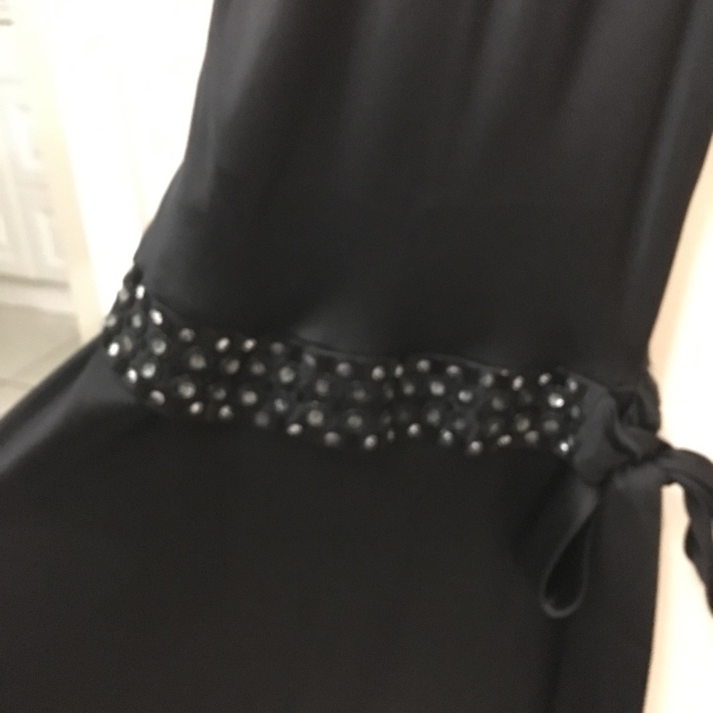 Anne Klein Dress 100% silk. Size small. Midi dress